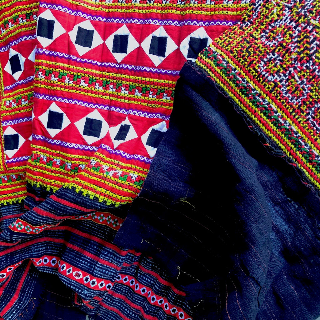 Hmong embroidered and appliqued fabric - Pallu Design