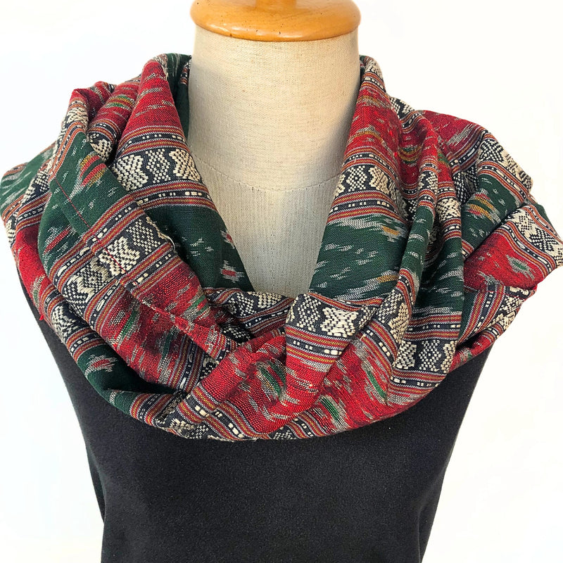 Hand woven ikat cotton scarf with traditional design - Pallu Design