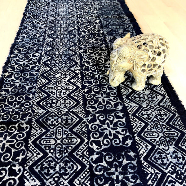 Sale!! 2.30 Meters Long Hmong cotton Indigo Batik fabric, shops vintage cotton textiles, indigo cotton Table runner, Hmong skirt from Thailand(M4)